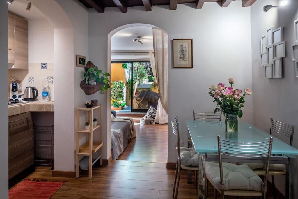 Monica Appartamento Con Giardino Al Ponte Vecchio Floransa Dış mekan fotoğraf